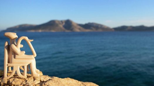 λεηλασία των αρχαιοκαπήλων στο ιερό νησί των Κυκλάδων στα Κουφονήσια.pdf - Adobe Acrobat Pro